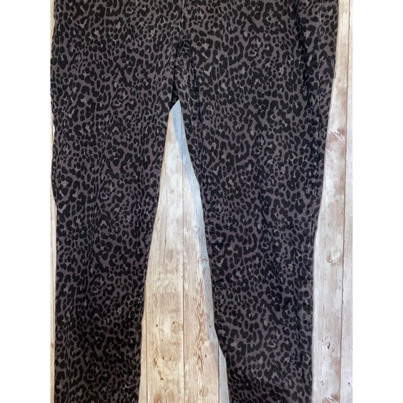 GAP High Rise Gray Leopard Print Easy Legging Denim Jeans Size 31 - Picture 4 of 7